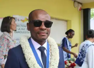 Reconstruction de Mayotte : le maire de Mamoudzou recadre l’État sur la gestion des dossiers de subvention Reconstruction de Mayotte : le maire de Mamoudzou recadre l’État sur la gestion des dossiers de subvention