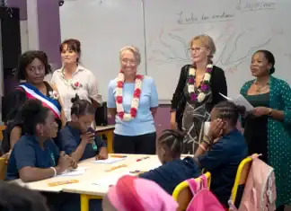 Des aides à la scolarité confirmées par décret Des aides à la scolarité confirmées par décret