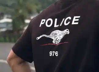 Deux policiers placés en détention provisoire après des accusations de viol Deux policiers placés en détention provisoire après des accusations de viol