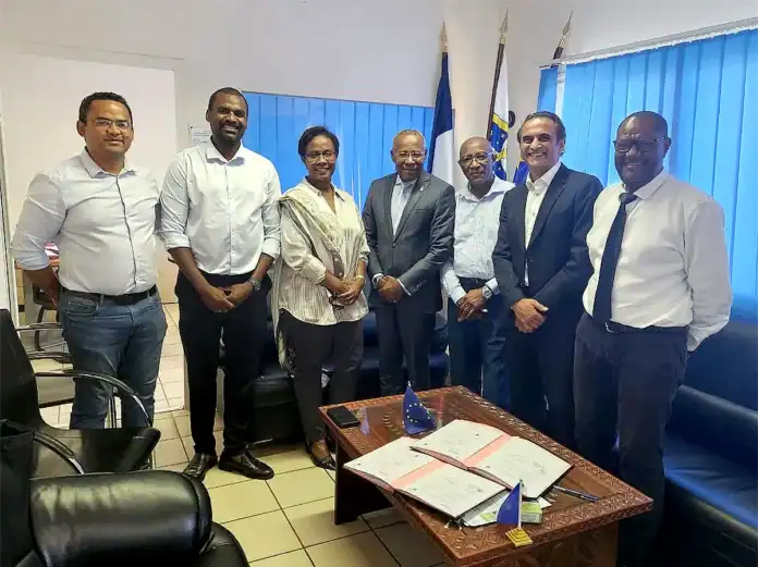 La fibre optique arrive à Pamandzi grâce à un partenariat historique