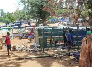 Les migrants du camp Tsoundzou II en sursis Les migrants du camp Tsoundzou II en sursis