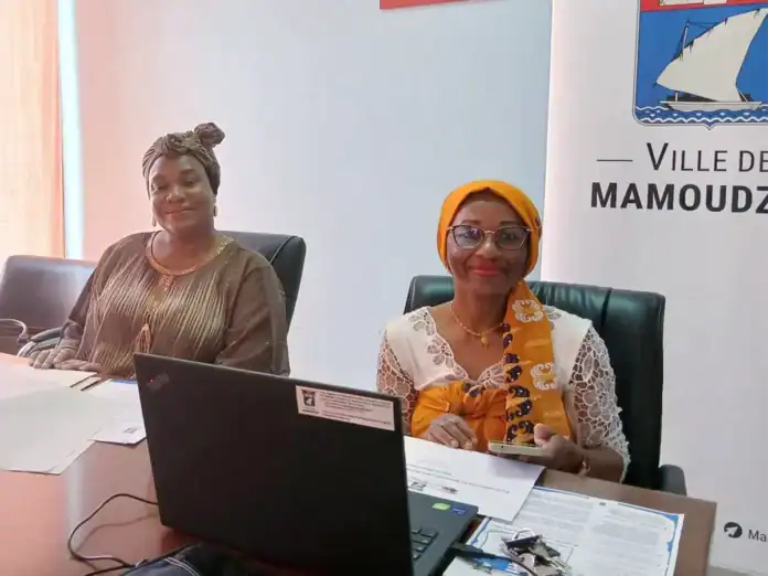 Mairie de Mamoudzou : quand la mairie s’évalue pour mieux répondre aux attentes des citoyens Mairie de Mamoudzou : quand la mairie s’évalue pour mieux répondre aux attentes des citoyens