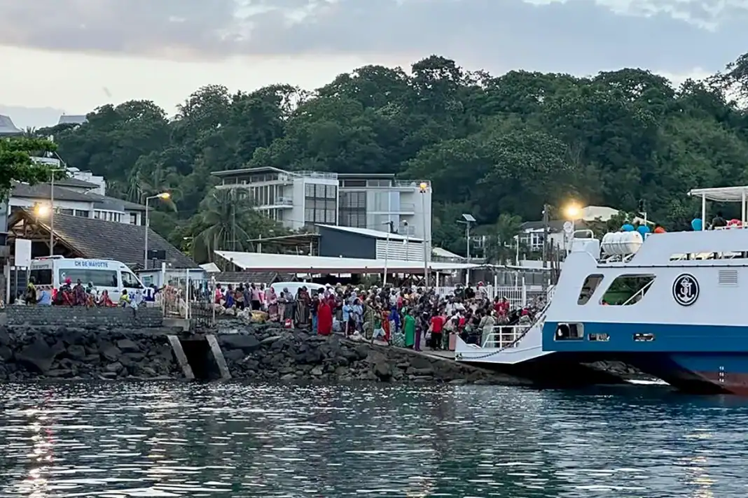 Mayotte : grève illimitée annoncée pour le service des barges à partir du 6 octobre