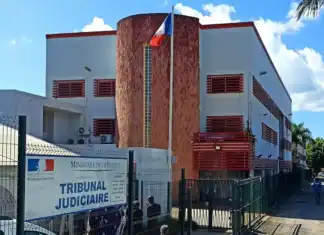 Tragédie familiale à Koungou : un oncle relaxé après la mort accidentelle de son neveu Tragédie familiale à Koungou : un oncle relaxé après la mort accidentelle de son neveu