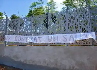 A Mayotte, de nombreux enseignants ne perçoivent plus leur salaire A Mayotte, de nombreux enseignants ne perçoivent plus leur salaire