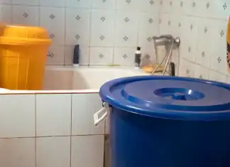 A Mayotte, les tours d’eau mettent les habitants et les entreprises à rude épreuve A Mayotte, les tours d’eau mettent les habitants et les entreprises à rude épreuve