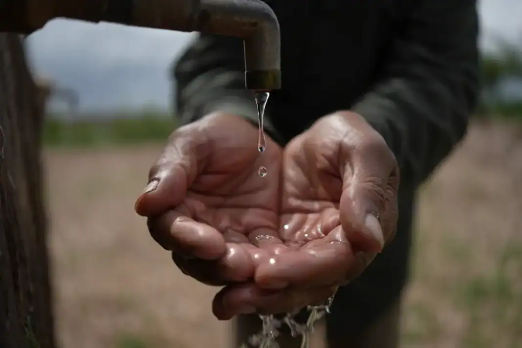Crise de l’eau « Les Mahorais vivent une double peine » !