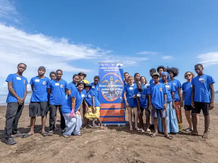 Dix jeunes pour un lagon : la relève écologique de Mayotte assurée Dix jeunes pour un lagon : la relève écologique de Mayotte assurée