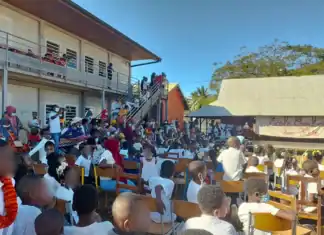 École de Combani : les promesses non tenues ravivent la colère des parents d’élèves École de Combani : les promesses non tenues ravivent la colère des parents d’élèves