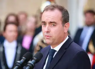 Mayotte : la refondation promise après le cyclone Chido suspendue à la stabilité politique Mayotte : la refondation promise après le cyclone Chido suspendue à la stabilité politique