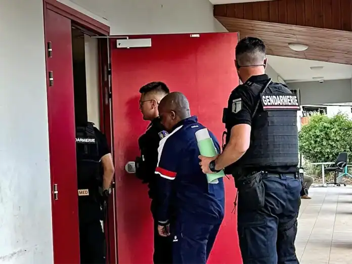 Meurtre de Steven Z. : deux acquittements et trois peines de 25 à 30 ans Meurtre de Steven Z. : deux acquittements et trois peines de 25 à 30 ans