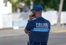 Proximité troublante entre la direction de la police et certains élus ? Proximité troublante entre la direction de la police et certains élus ?
