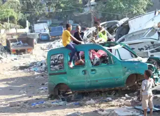 Vacances scolaires sous haute tension à Mayotte Vacances scolaires sous haute tension à Mayotte