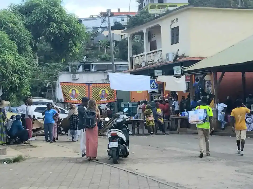 Barrage à Mangajou : les négociations peinent à aboutir entre les barragistes et la préfecture