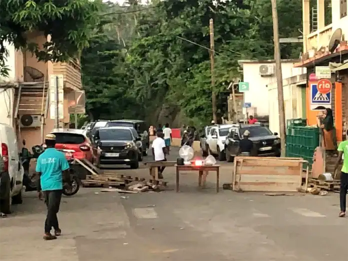 Blocage de la route à Mangajou : se dirige-t-on vers un « nouveau 2024 » ? Blocage de la route à Mangajou : se dirige-t-on vers un « nouveau 2024 » ?