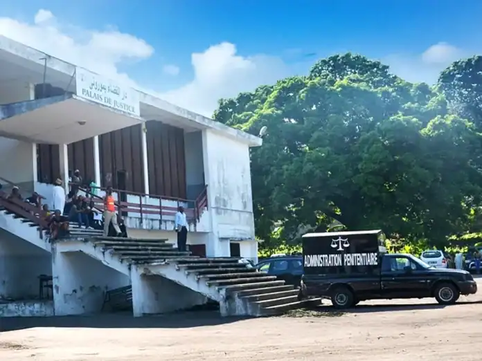 Comores : des magistrats déplorent leurs conditions salariales Comores : des magistrats déplorent leurs conditions salariales