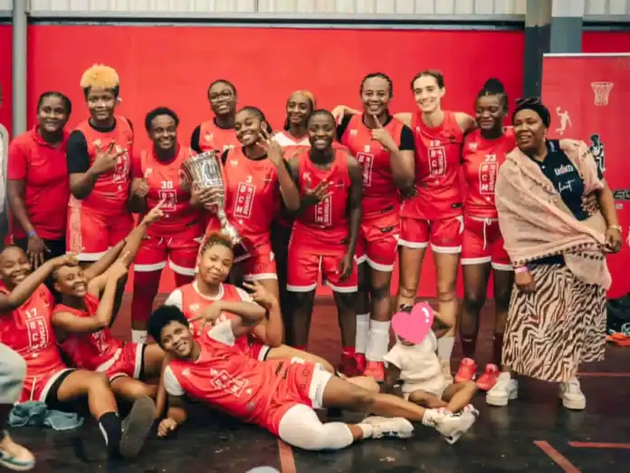 Finales de la coupe de France de Basket : les deux équipes de la commune chef-lieu triomphent Finales de la coupe de France de Basket : les deux équipes de la commune chef-lieu triomphent