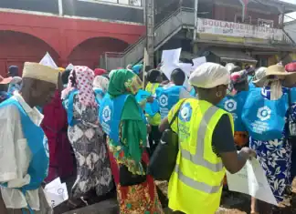 Grève du chômage à Tsingoni : “hazi iyo haki”, l’emploi est un droit Grève du chômage à Tsingoni : “hazi iyo haki”, l’emploi est un droit