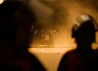 À Kaweni, établissements scolaires fermés après de nouvelles violences, la FCPE Mayotte appelle à agir À Kaweni, établissements scolaires fermés après de nouvelles violences, la FCPE Mayotte appelle à agir