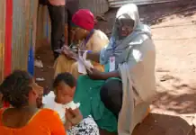 Statistiques : à Bandraboua, les agents recenseurs frappent à toutes les portes Statistiques : à Bandraboua, les agents recenseurs frappent à toutes les portes