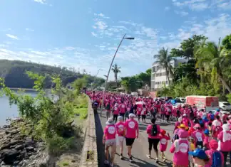 Une marée rose déferle sur Mamoudzou ! Une marée rose déferle sur Mamoudzou !