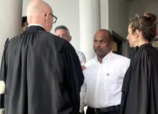 Dix ans après l’agression d’une avocate à Mayotte, le procès s’ouvre Dix ans après l’agression d’une avocate à Mayotte, le procès s’ouvre