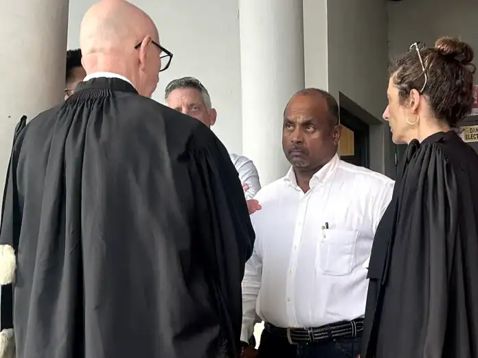 Dix ans après l’agression d’une avocate à Mayotte, le procès s’ouvre