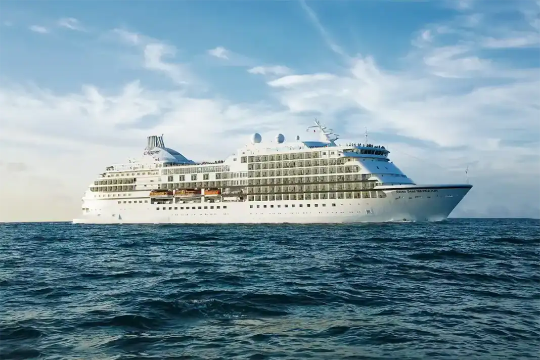 Mayotte ouvre sa saison des croisières avec l’escale du Seven Seas Navigator