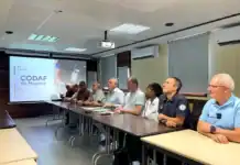 « Ne pensez pas que cela ne vous arrivera pas », avertit Guillaume Dupont lors d’une conférence de presse à Mtsapéré « Ne pensez pas que cela ne vous arrivera pas », avertit Guillaume Dupont lors d’une conférence de presse à Mtsapéré