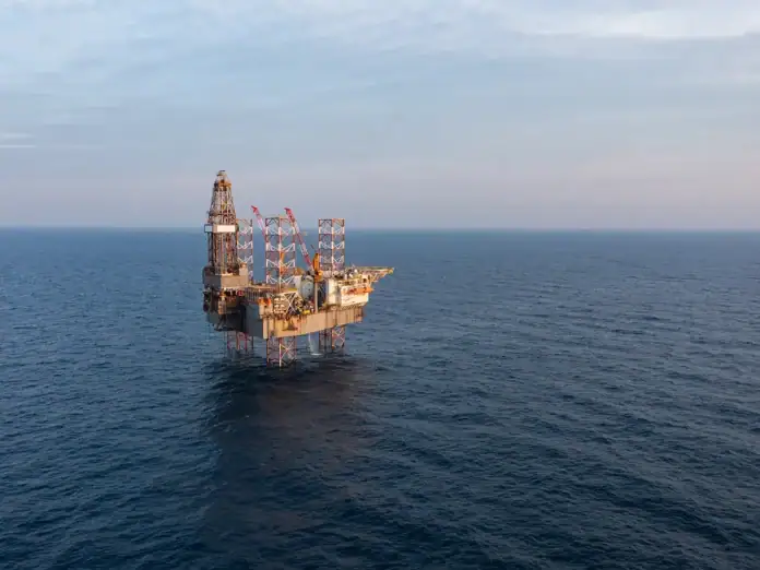 Hydrocarbures en Outre-mer : le gouvernement prêt à opposer un avis négatif au projet de loi Patient Hydrocarbures en Outre-mer : le gouvernement prêt à opposer un avis négatif au projet de loi Patient