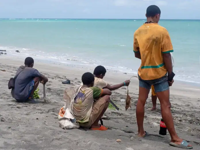 L’îlot de Mtsamboro, entre migrants illégaux, kwassas et emplois au noir