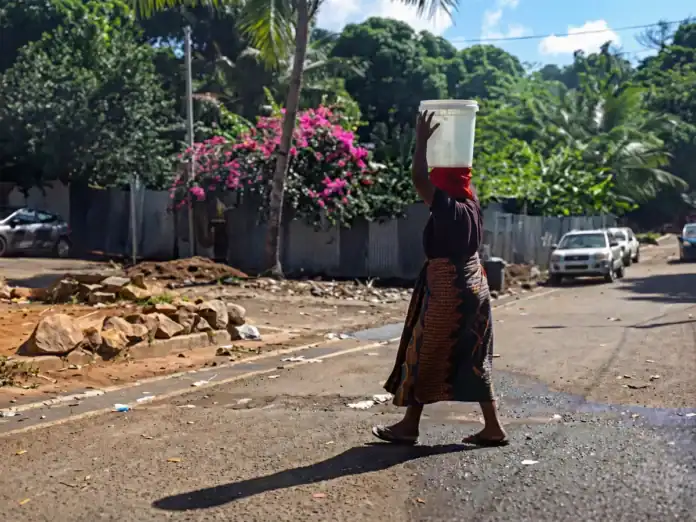 Mayotte sans eau ni courant : la refondation post-Chido à l’épreuve de la réalité