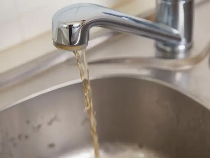 Qualité de l’eau du robinet à Mayotte : des recommandations qui ne passent plus auprès des usagers Qualité de l’eau du robinet à Mayotte : des recommandations qui ne passent plus auprès des usagers