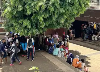 Rentrée scolaire à Mayotte : au collège de Kwale, un accompagnement renforcé pour faire reculer la grande difficulté scolaire Rentrée scolaire à Mayotte : au collège de Kwale, un accompagnement renforcé pour faire reculer la grande difficulté scolaire