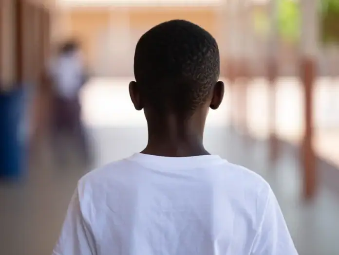 Bouéni : un ancien enseignant condamné pour prostitution d’un collégien