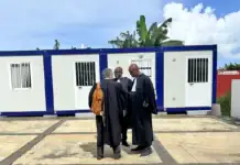 Cour d’assises de Mayotte : une audience suspendue sur fond de colère du barreau Cour d’assises de Mayotte : une audience suspendue sur fond de colère du barreau