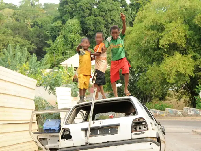 De plus en plus d’enfants non-scolarisés à Mayotte