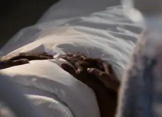 Projet de loi sur l’aide à mourir : un projet de loi qui inquiète beaucoup à Mayotte Projet de loi sur l’aide à mourir : un projet de loi qui inquiète beaucoup à Mayotte