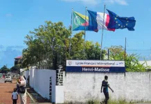 Comores : l’école française divisée après l’annonce d’une hausse des frais de scolarité Comores : l’école française divisée après l’annonce d’une hausse des frais de scolarité