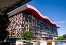 Comores : l’hôpital national suspend son anesthésiste sans préavis Comores : l’hôpital national suspend son anesthésiste sans préavis