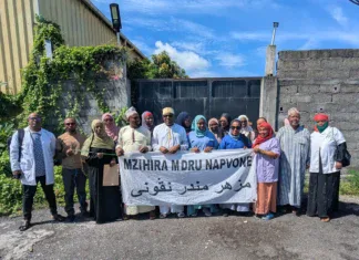 Comores : payés à 115 euros par mois, des soignants d’El-Maarouf en grève Comores : payés à 115 euros par mois, des soignants d’El-Maarouf en grève