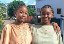 Les Mamoudzois ont revêtu leurs plus beaux atours pour célébrer l’Aïd-el-fitr ce samedi Les Mamoudzois ont revêtu leurs plus beaux atours pour célébrer l'Aïd-el-fitr ce samedi