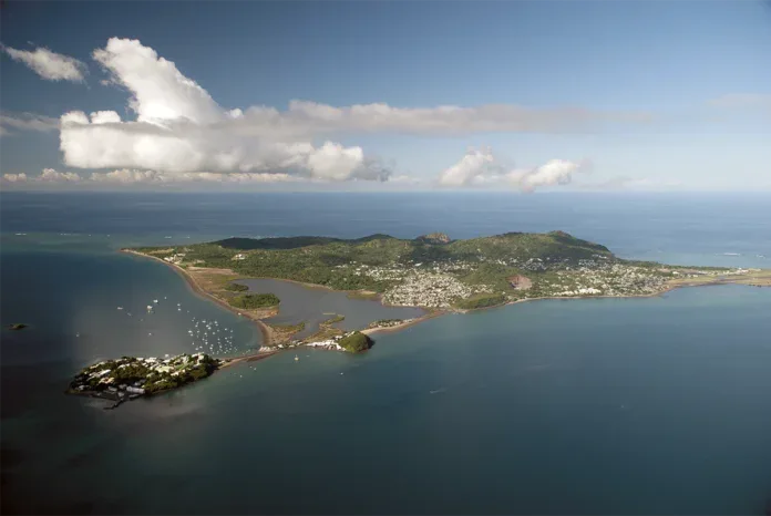 Petite-Terre : les nouveaux maires prennent leurs fonctions sur fond de crise de l’eau et des déchets