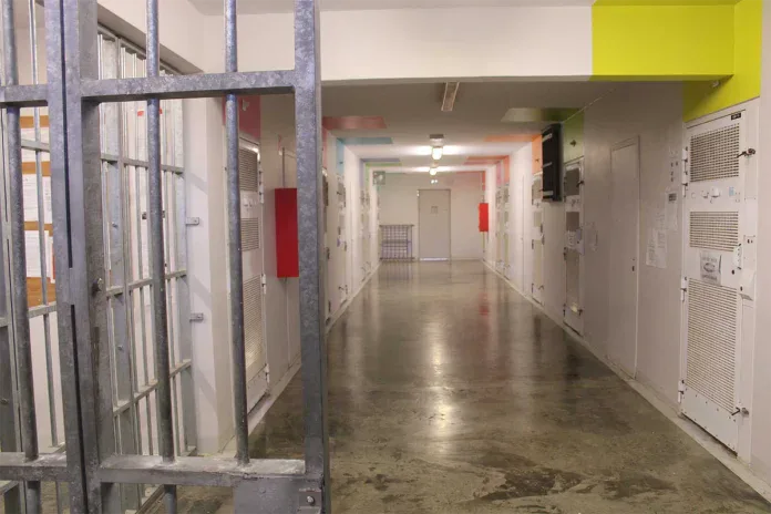 Violences croisées à la prison de Majicavo : un surveillant et un détenu condamnés Violences croisées à la prison de Majicavo : un surveillant et un détenu condamnés