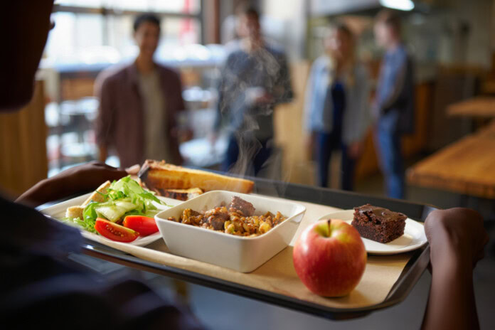 Le Crous propose des repas à un euro