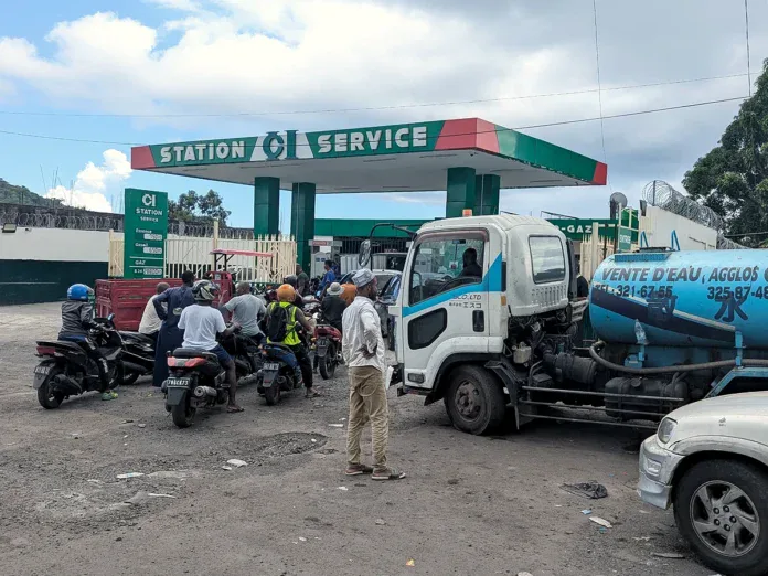 Comores : huit stations-service privées en grève depuis samedi