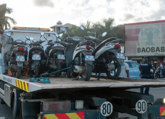 Coup de filet contre les taxis mabawas au carrefour du Baobab Coup de filet contre les taxis mabawas au carrefour du Baobab