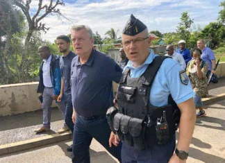 Départ du préfet François-Xavier Bieuville : un changement de cap pour un préfet habitué aux crises Départ du préfet François-Xavier Bieuville : un changement de cap pour un préfet habitué aux crises