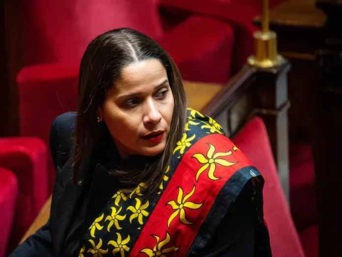 Estelle a préféré claquer la porte