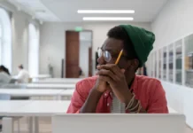 « Il faut préparer les jeunes dès la seconde » : un enjeu crucial pour l’intégration des étudiants mahorais en métropole « Il faut préparer les jeunes dès la seconde » : un enjeu crucial pour l’intégration des étudiants mahorais en métropole